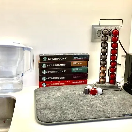 Cristalia,roof Terrace In Center, Garage, Netflix 75inch Tv * Funchal (Madeira)