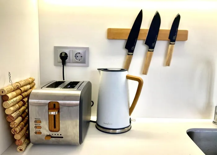 Cristalia,roof Terrace In Center, Garage, Netflix 75inch Tv 公寓 *