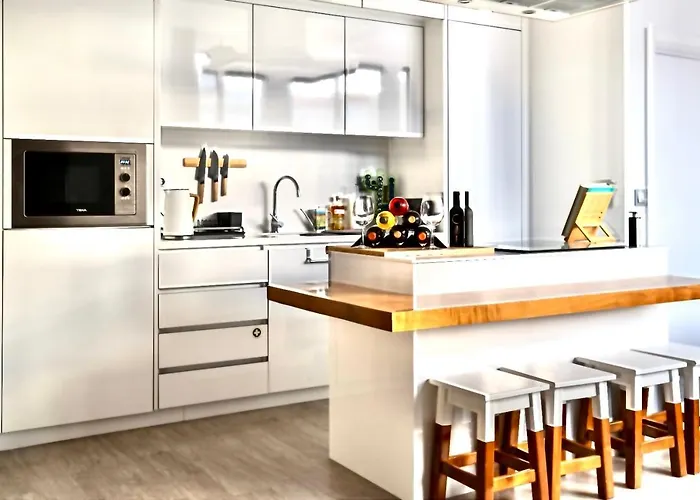 Cristalia,roof Terrace In Center, Garage, Netflix 75inch Tv *